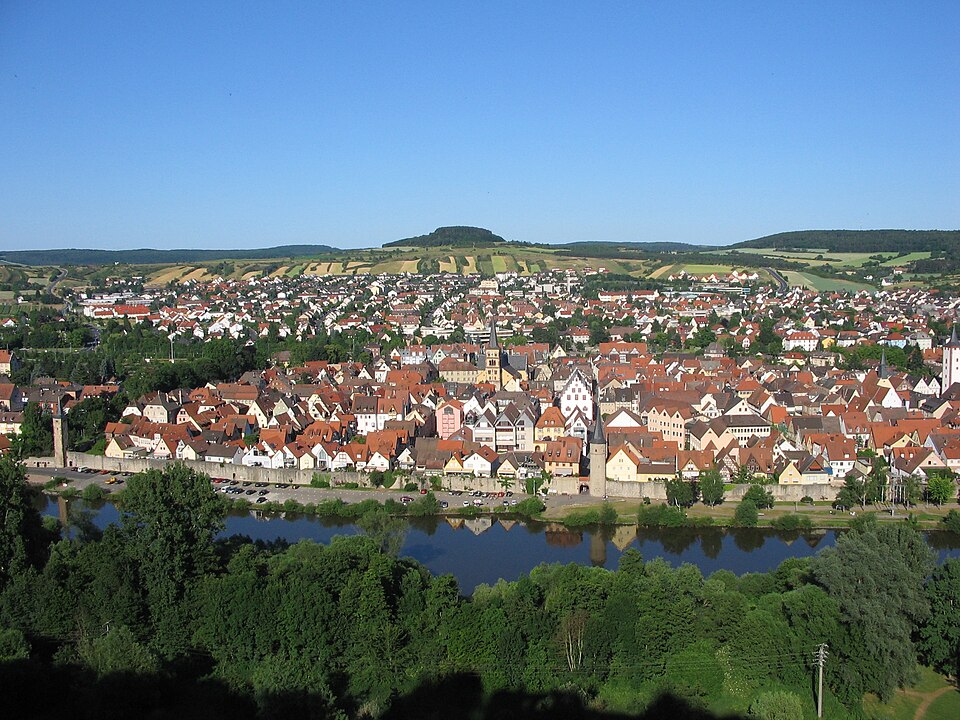 Dach-Fachbetriebe in Karlstadt: Stadtansicht
