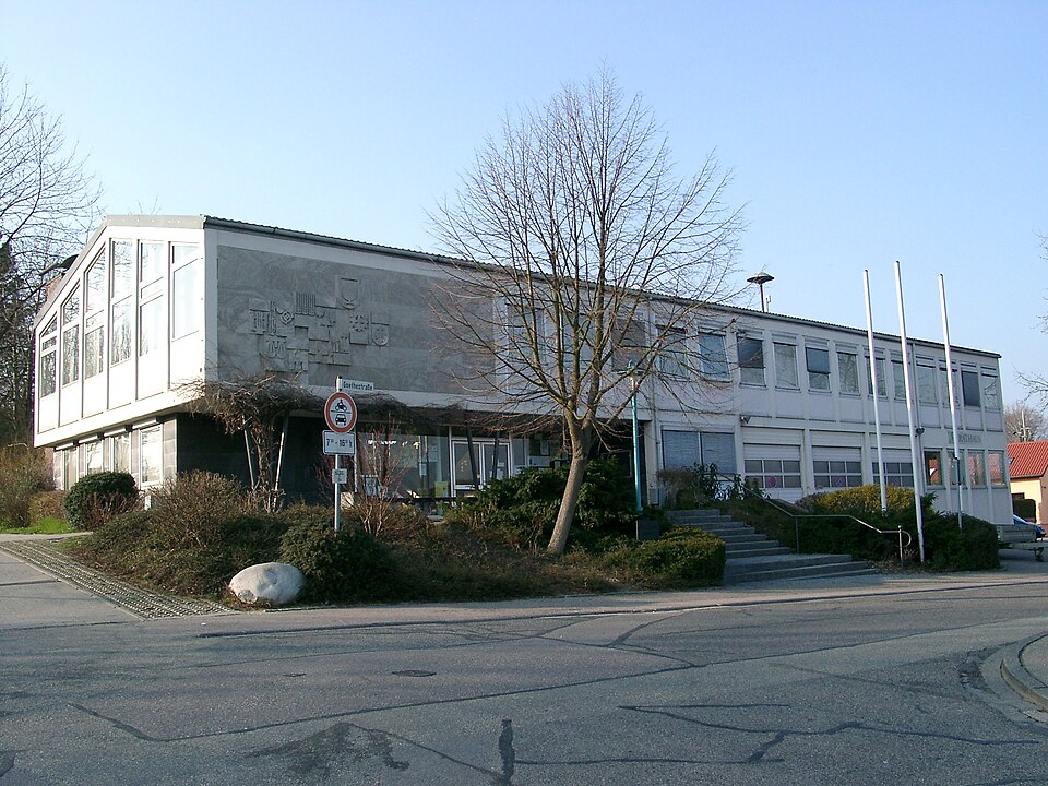 Dach-Fachbetriebe in Kirchardt: Rathaus