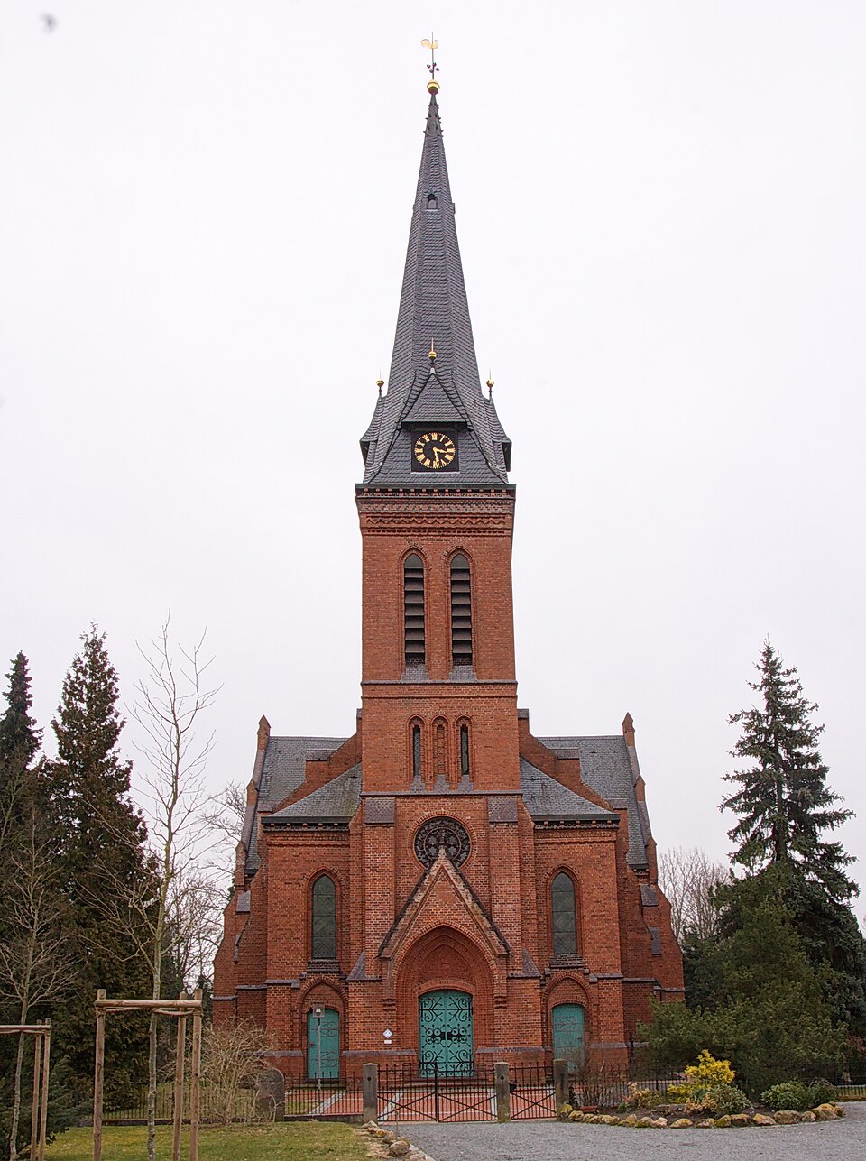Dach-Fachbetriebe in Kirchlinteln: St.-Jakobii-Kirche