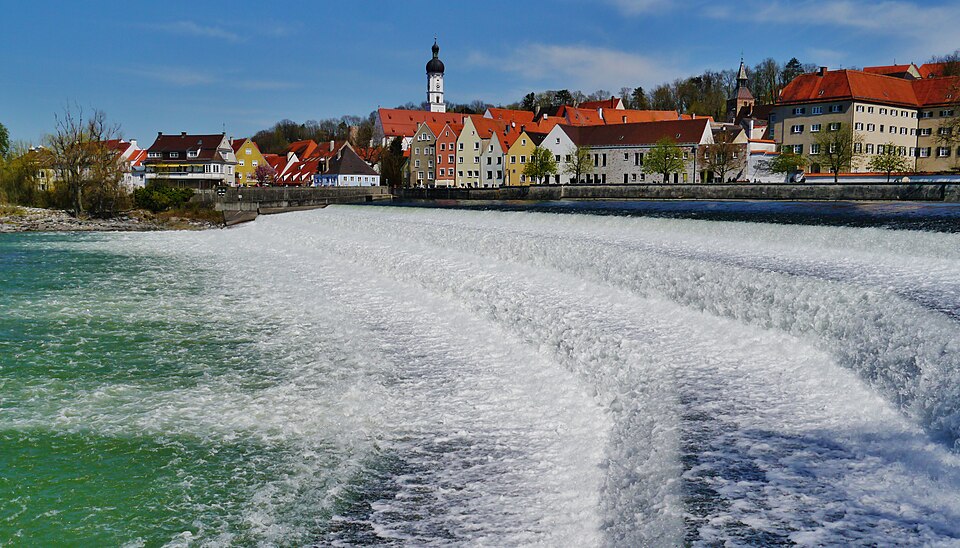 Dach-Fachbetriebe in Landsberg am Lech: Stadtansicht – Foto: Zairon Dach-Fachbetriebe in Landsberg am Lech: Stadtansicht