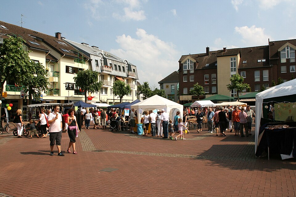 Dach-Fachbetriebe in Leichlingen (Rheinland): Entenrennen, Marktplatz