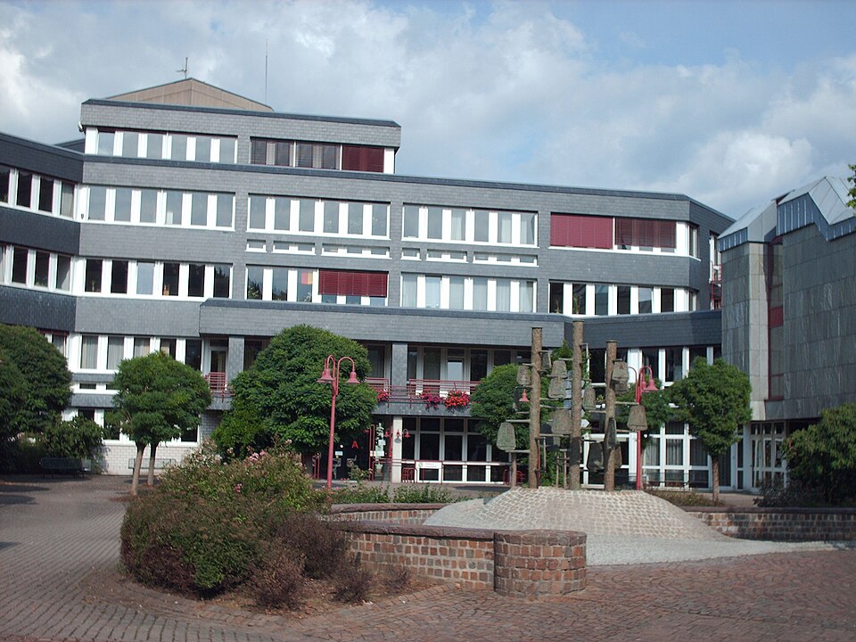 Dach-Fachbetriebe in Lennestadt: Rathaus