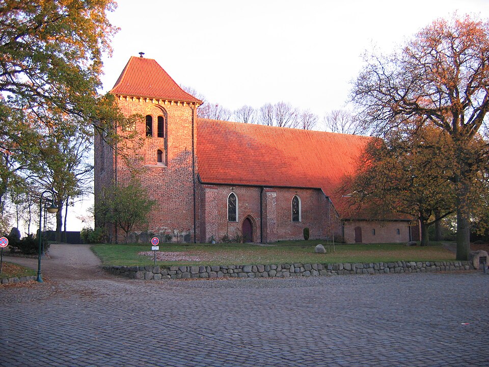 Dach-Fachbetriebe in Lensahn: Stadtansicht – Foto: Gurkentee Dach-Fachbetriebe in Lensahn: Stadtansicht