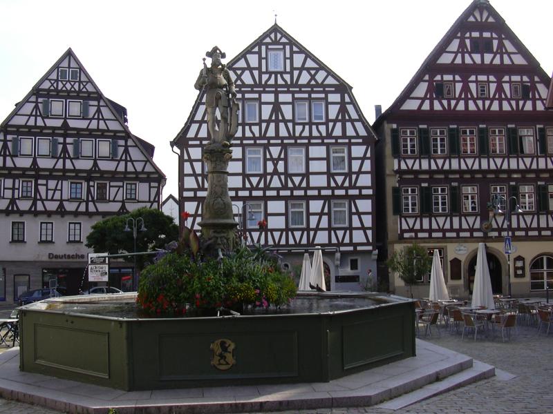 Dach-Fachbetriebe in Leonberg: Stadtansicht