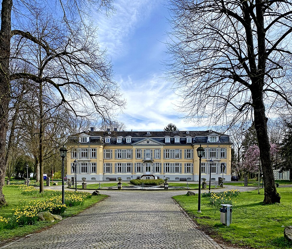 Dach-Fachbetriebe in Leverkusen: Schloss