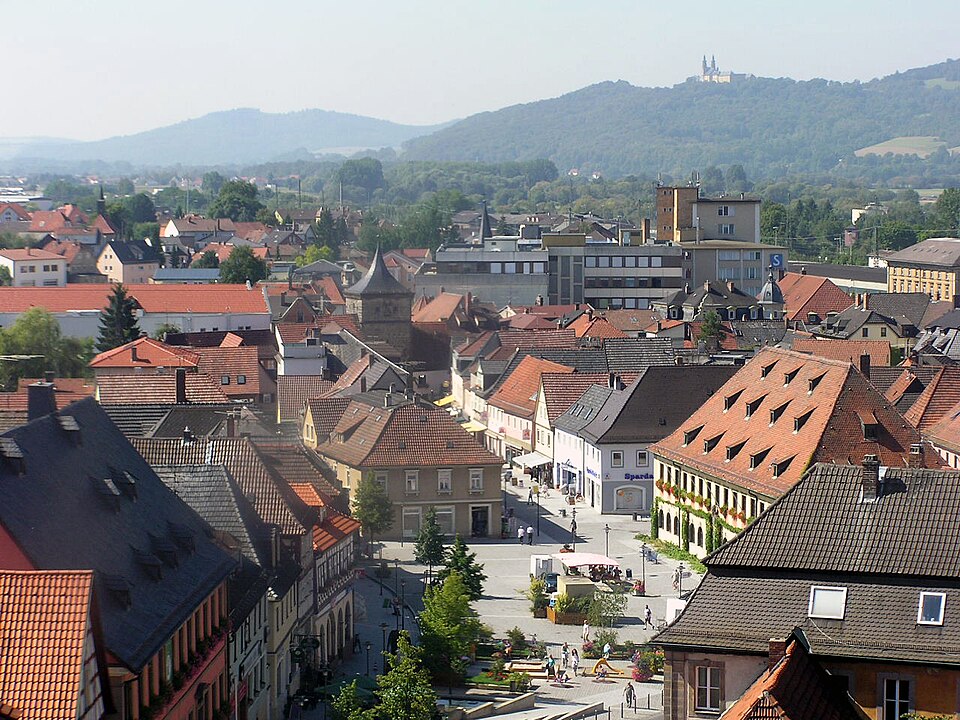 Dach-Fachbetriebe in Lichtenfels: Stadtansicht – Foto: Schubbay Dach-Fachbetriebe in Lichtenfels: Stadtansicht
