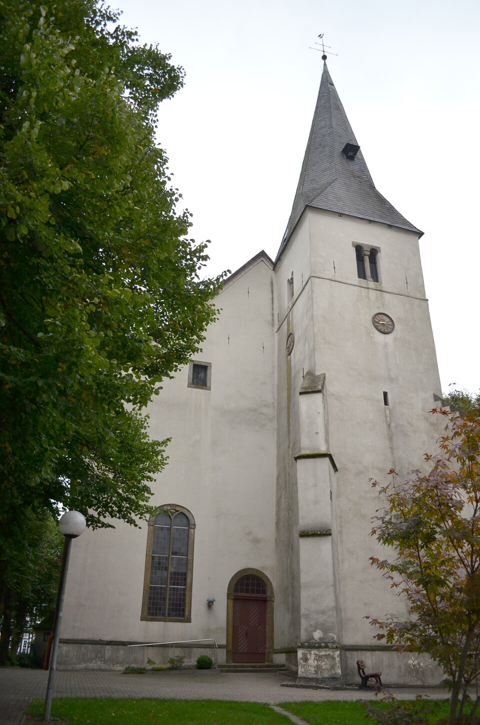 Dach-Fachbetriebe in Lienen: Kirche NRW Evangelidsche Kirche – Foto: Claudi-chan123 Dach-Fachbetriebe in Lienen: Kirche NRW Evangelidsche Kirche