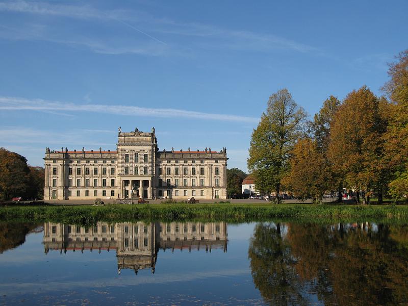 Dach-Fachbetriebe in Ludwigslust: Stadtansicht