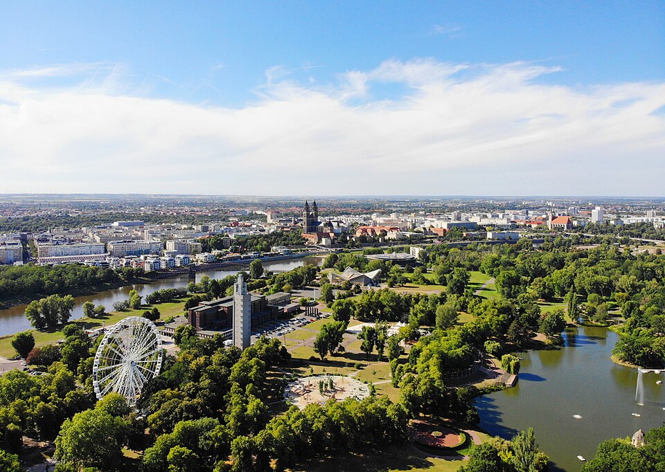 Dach-Fachbetriebe in Magdeburg: Stadtansicht
