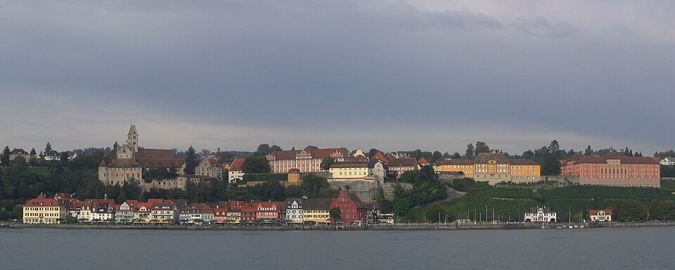 Dach-Fachbetriebe in Meersburg: Stadtansicht – Foto: Richardfabi 12:29, 18 September 2006 Dach-Fachbetriebe in Meersburg: Stadtansicht