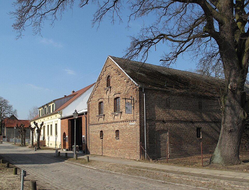 Dach-Fachbetriebe in Michendorf: Wildenbruch Gasthof – Foto: Lienhard Schulz Dach-Fachbetriebe in Michendorf: Wildenbruch Gasthof