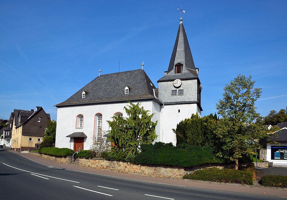 Dach-Fachbetriebe in Mittenaar: Kirche
