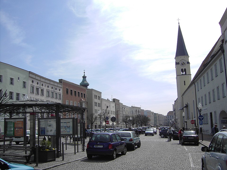 Dach-Fachbetriebe in Mühldorf am Inn: Stadtansicht – Foto: Alexander Z Dach-Fachbetriebe in Mühldorf am Inn: Stadtansicht