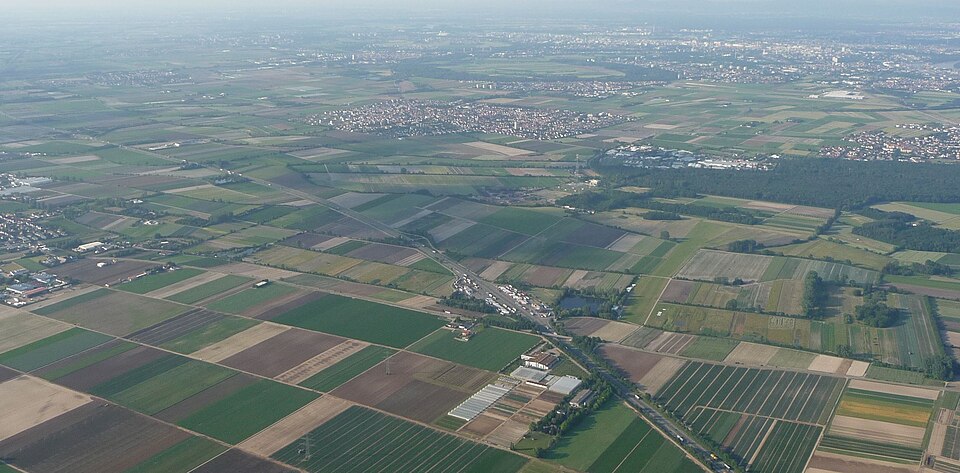 Dach-Fachbetriebe in Mutterstadt: Stadtansicht – Foto: Immanuel Giel Dach-Fachbetriebe in Mutterstadt: Stadtansicht
