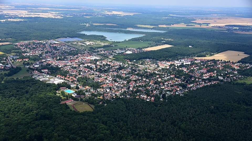 Dach-Fachbetriebe in Naunhof: Stadtansicht – Foto: Wolkenkratzer Dach-Fachbetriebe in Naunhof: Stadtansicht