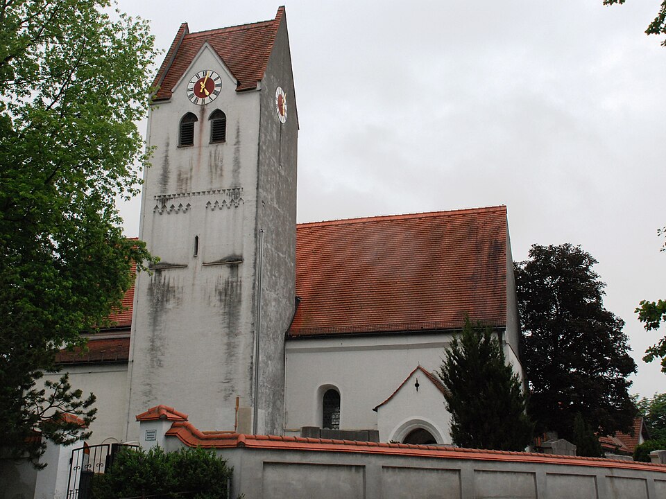 Dach-Fachbetriebe in Neuried: Gautinger Straße Kirche – Foto: Rudolph Buch Dach-Fachbetriebe in Neuried: Gautinger Straße Kirche