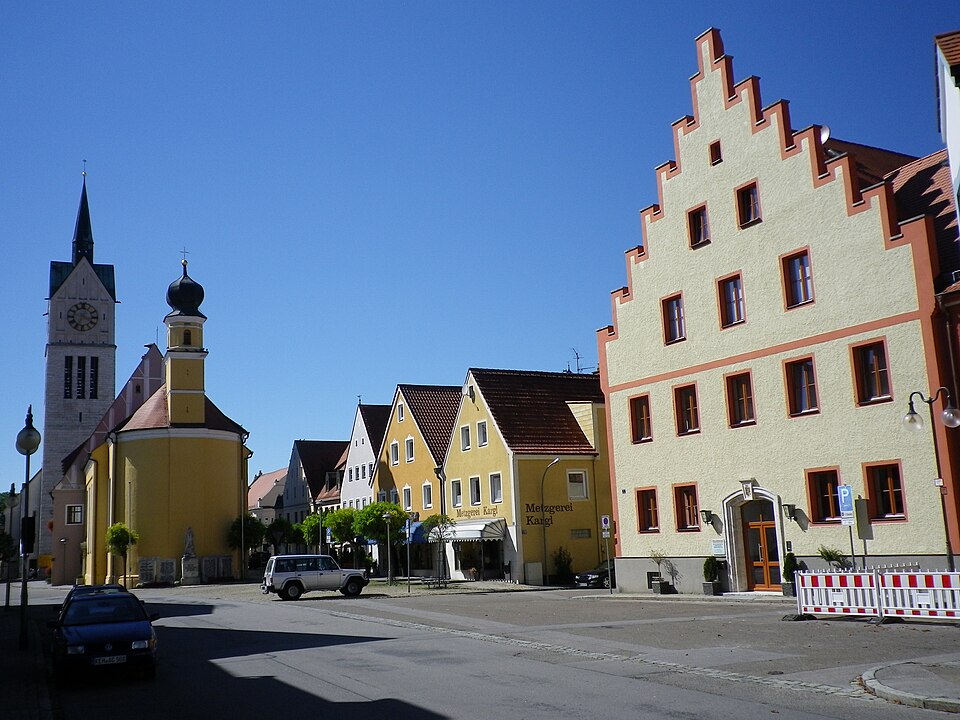 Dach-Fachbetriebe in Neustadt an der Donau: Altstadt – Foto: Christian-wittmann-1964 Dach-Fachbetriebe in Neustadt an der Donau: Altstadt