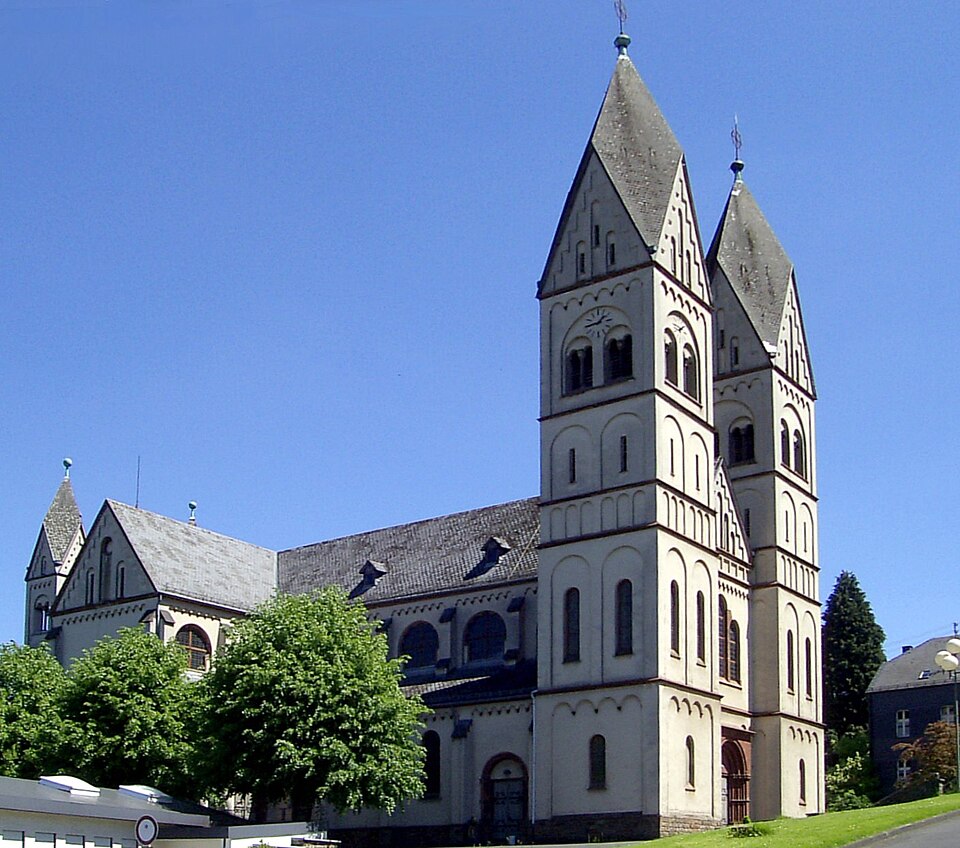 Dach-Fachbetriebe in Niederfischbach: Kirche – Foto: Rauenstein Dach-Fachbetriebe in Niederfischbach: Kirche