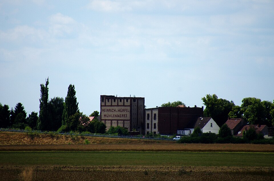 Dach-Fachbetriebe in Niedergörsdorf: Friedensstraße Mühle