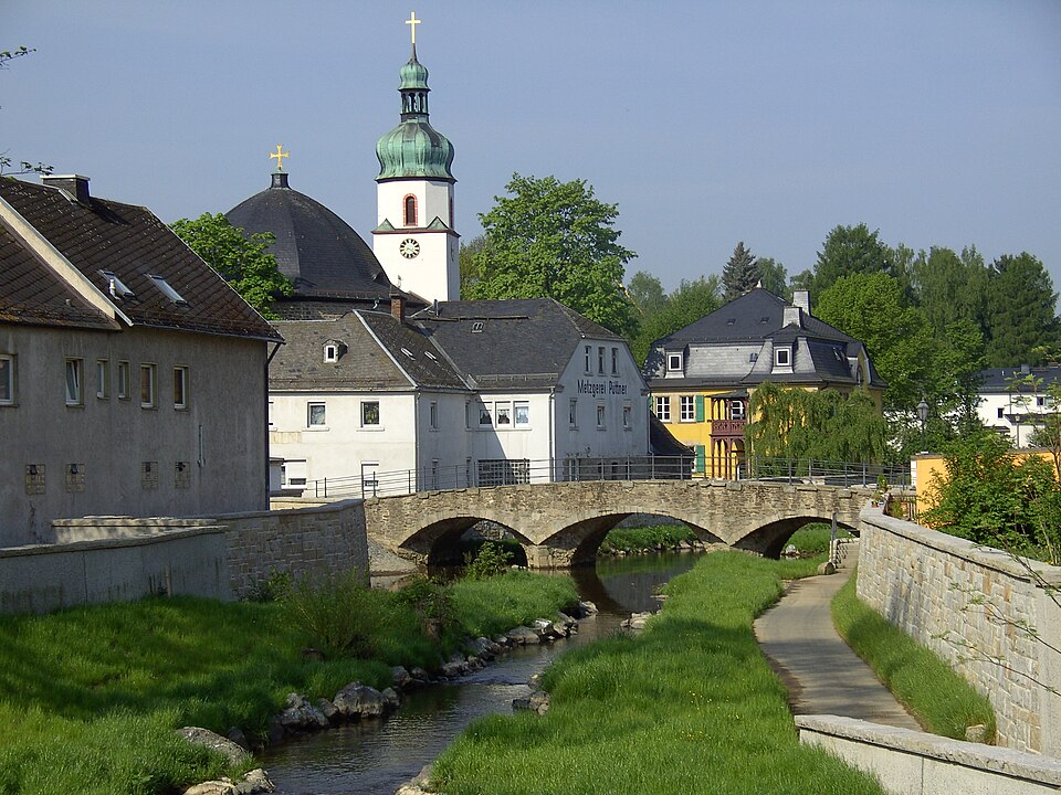 Dach-Fachbetriebe in Oberkotzau: Stadtansicht