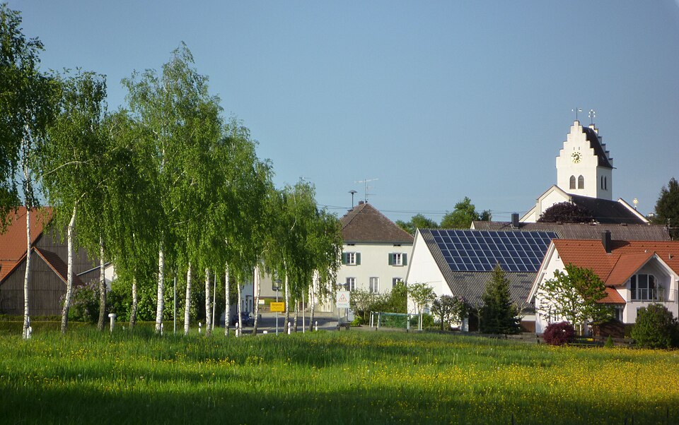 Dach-Fachbetriebe in Ostrach: Birkenallee, Kirche St. Blasius Burgweiler