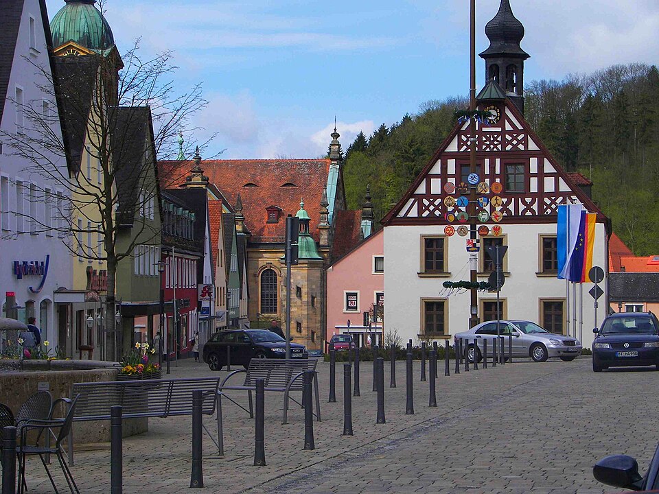 Dach-Fachbetriebe in Pegnitz: Marktplatz – Foto: Benreis Dach-Fachbetriebe in Pegnitz: Marktplatz