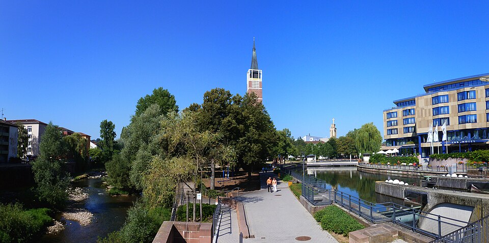 Dach-Fachbetriebe in Pforzheim: Panorama Nagold, Stadtkirche