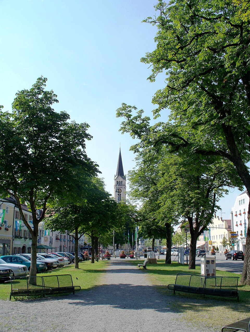 Dach-Fachbetriebe in Plattling: Stadtplatz