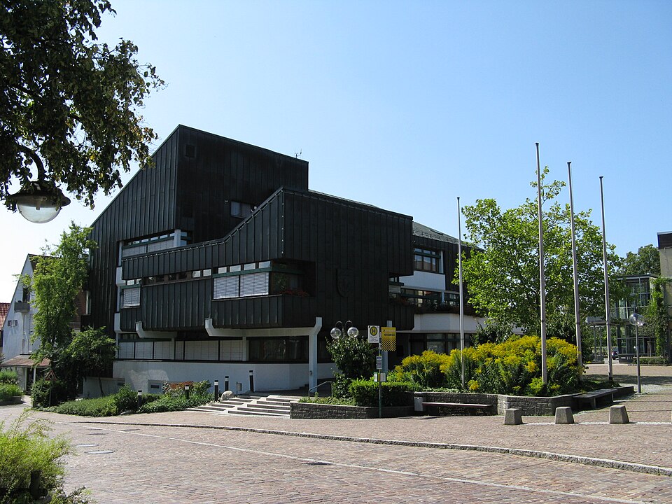 Dach-Fachbetriebe in Pliezhausen: Rathaus – Foto: Wamito Dach-Fachbetriebe in Pliezhausen: Rathaus
