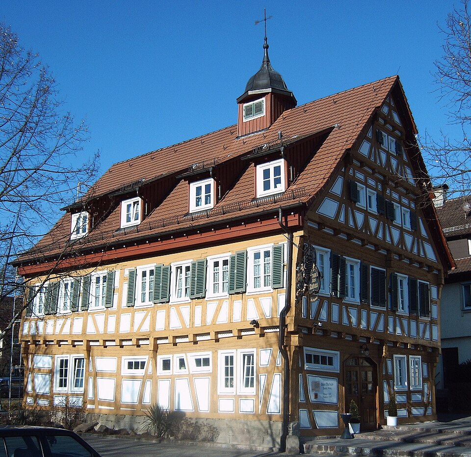 Dach-Fachbetriebe in Plüderhausen: Altes Rathaus
