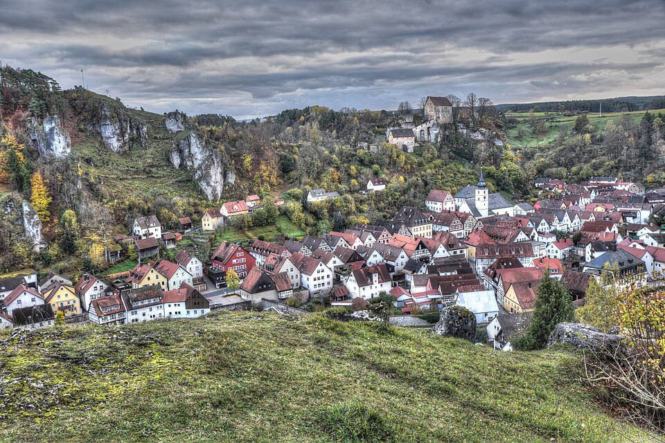 Dach-Fachbetriebe in Pottenstein: Stadtansicht
