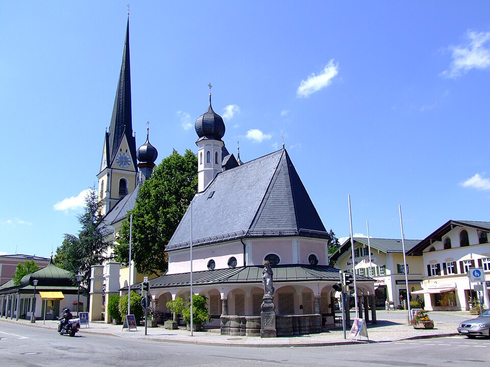 Dach-Fachbetriebe in Prien am Chiemsee: Stadtansicht – Foto: Späth Chr Dach-Fachbetriebe in Prien am Chiemsee: Stadtansicht