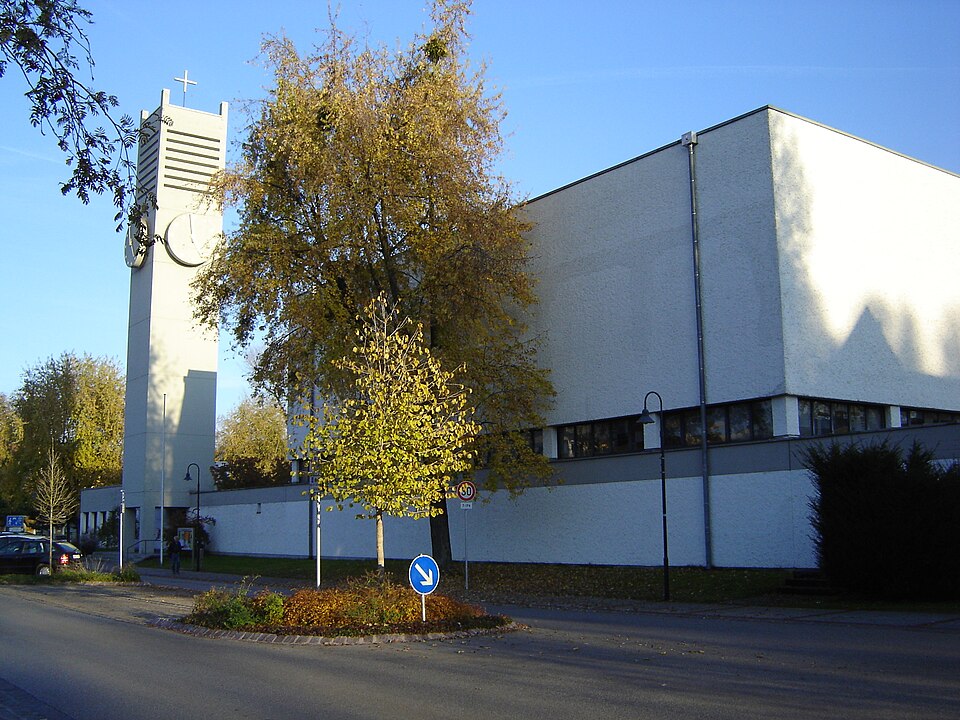 Dach-Fachbetriebe in Puchheim: St Josef Kirche Bahnhof – Foto: Buachamer Dach-Fachbetriebe in Puchheim: St Josef Kirche Bahnhof