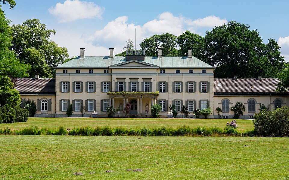Dach-Fachbetriebe in Rastede: Schloss – Foto: JoachimKohler-HB Dach-Fachbetriebe in Rastede: Schloss
