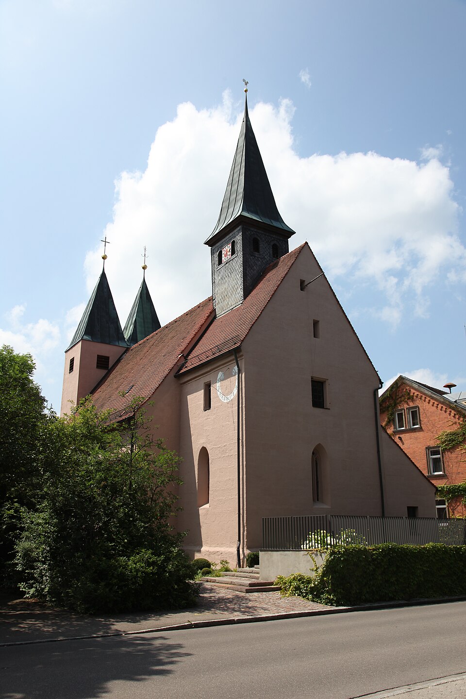 Dach-Fachbetriebe in Rednitzhembach: Ev kirche – Foto: Hans A. Rosbach Dach-Fachbetriebe in Rednitzhembach: Ev kirche