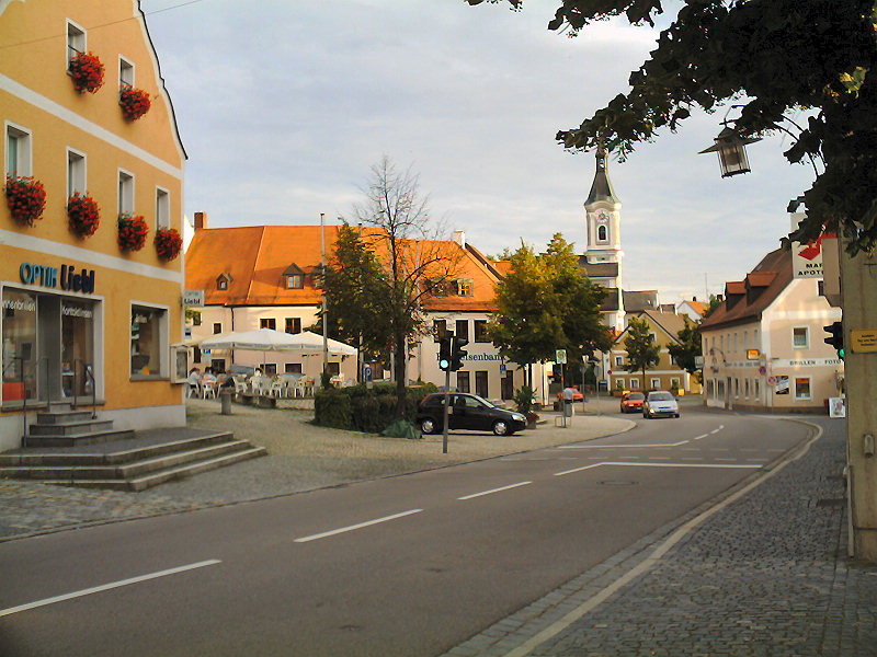 Dach-Fachbetriebe in Regenstauf: Innenstadt – Foto: Startaq Dach-Fachbetriebe in Regenstauf: Innenstadt
