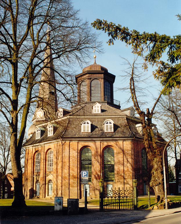 Dach-Fachbetriebe in Rellingen: Rellinger Kirche