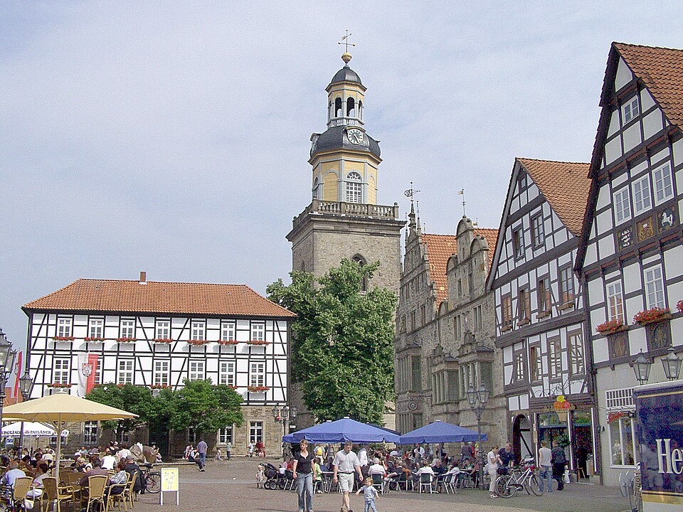 Dach-Fachbetriebe in Rinteln: Marktplatz – Foto: Stebra Dach-Fachbetriebe in Rinteln: Marktplatz