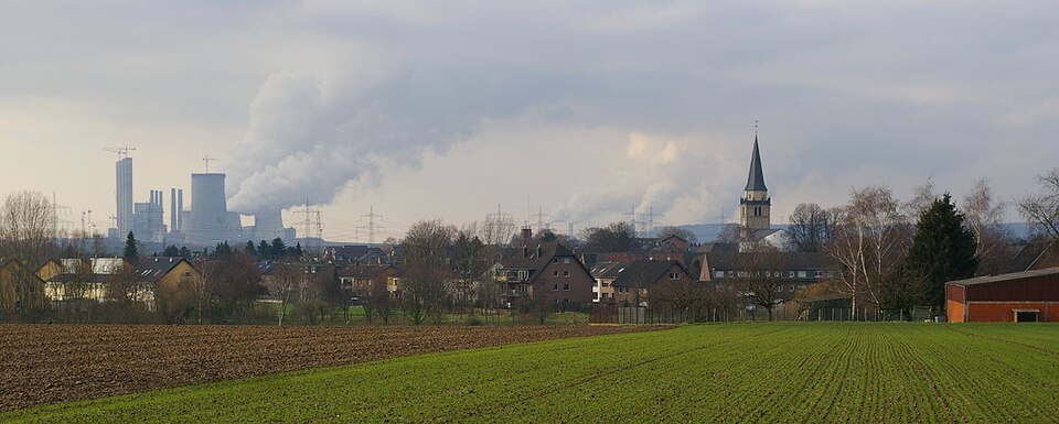 Dach-Fachbetriebe in Rommerskirchen: Stadtansicht – Foto: Kateer Dach-Fachbetriebe in Rommerskirchen: Stadtansicht