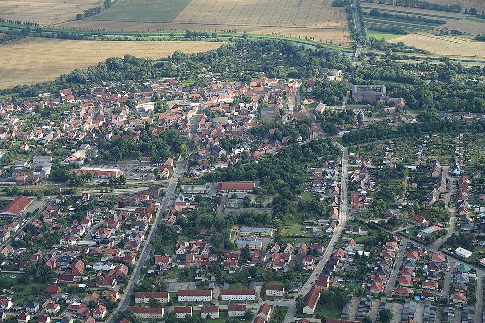 Dach-Fachbetriebe in Roßleben: Stadtansicht – Foto: Michael Köhler Dach-Fachbetriebe in Roßleben: Stadtansicht