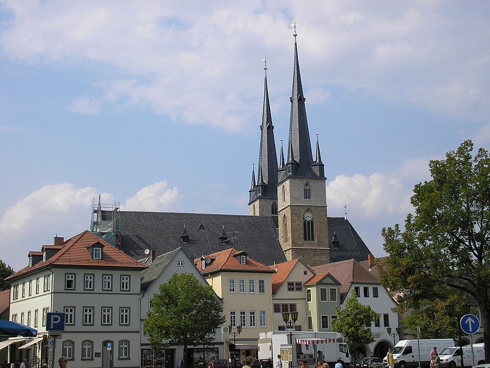 Dach-Fachbetriebe in Saalfeld: Stadtkirche – Foto: Michael Sander Dach-Fachbetriebe in Saalfeld: Stadtkirche