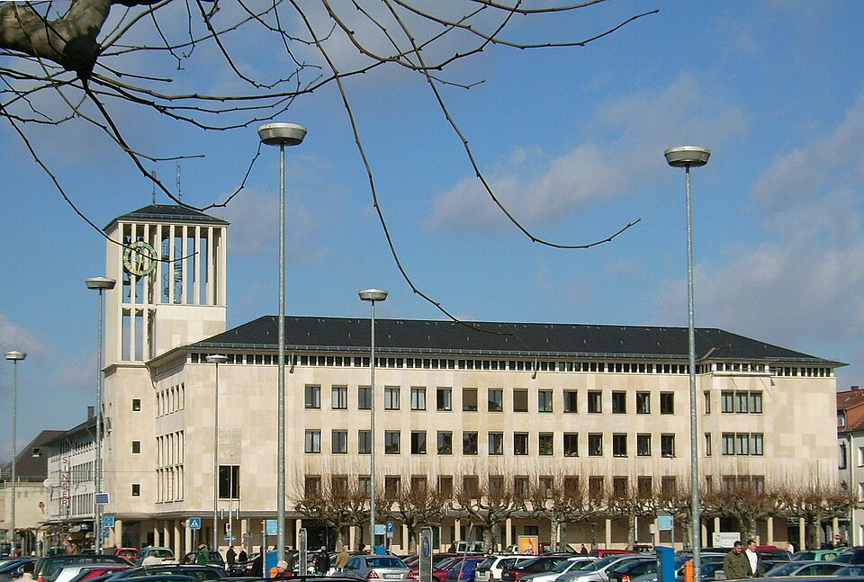 Dach-Fachbetriebe in Saarlouis: Stadtansicht – Foto: Kolling at German Wikipedia Dach-Fachbetriebe in Saarlouis: Stadtansicht