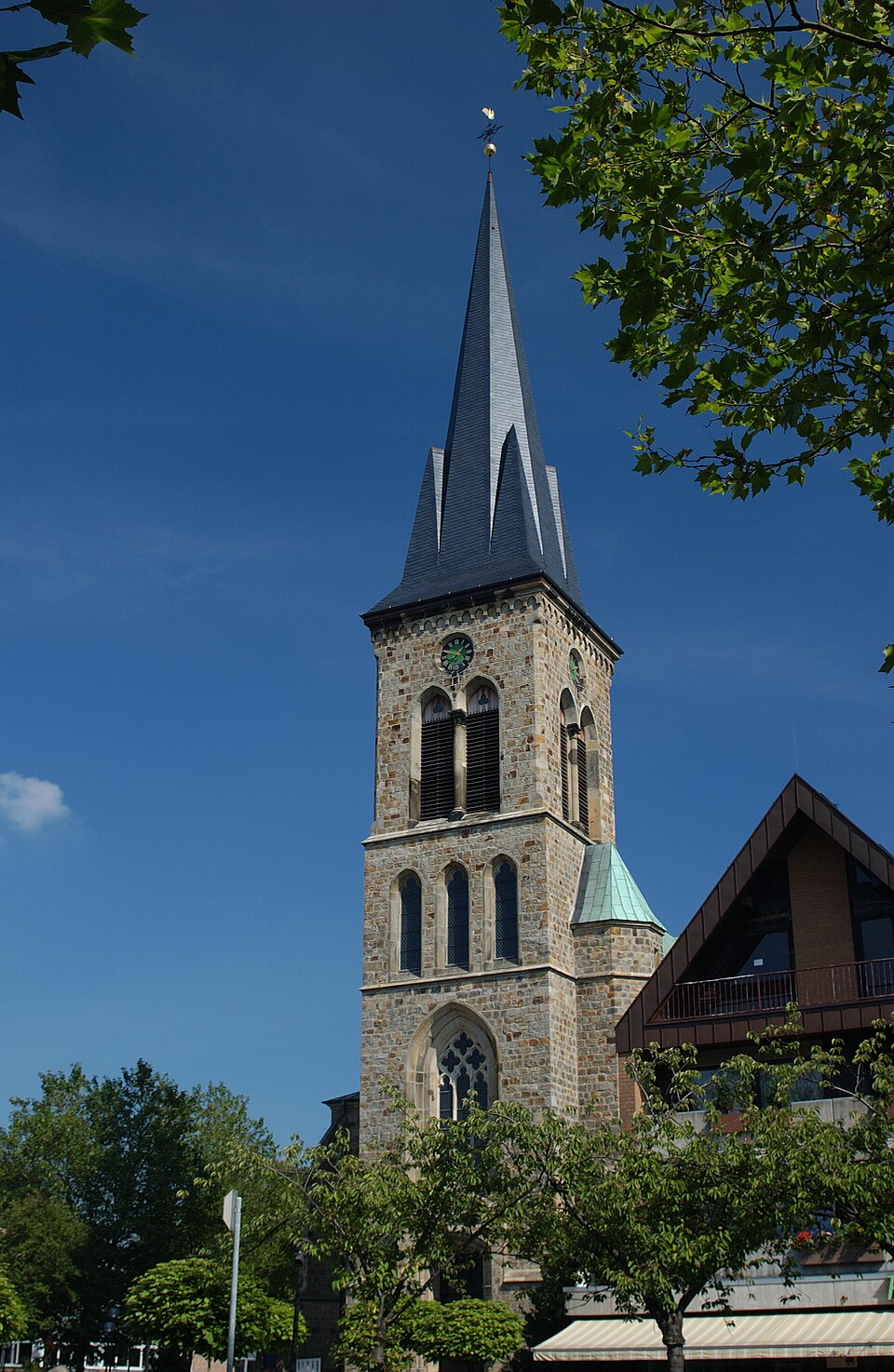 Dach-Fachbetriebe in Salzbergen: Kirche – Foto: Salzbergener Dach-Fachbetriebe in Salzbergen: Kirche