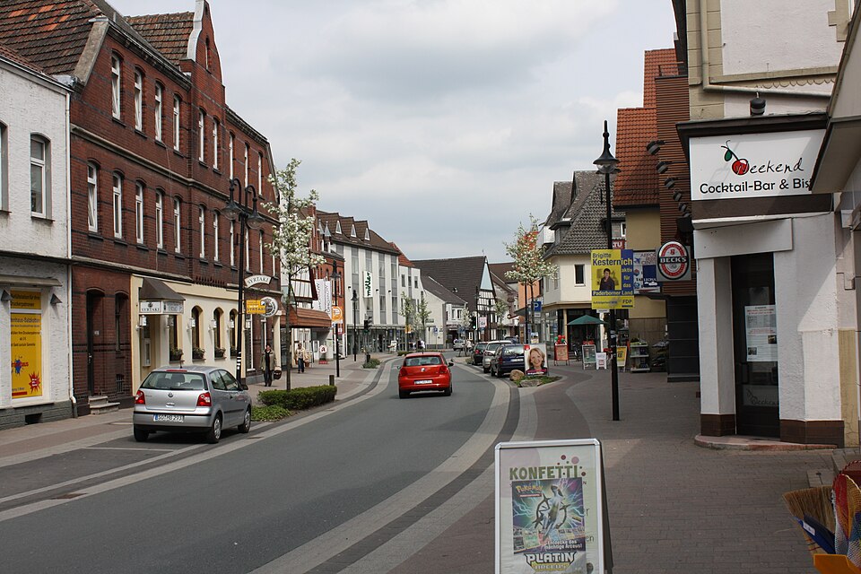 Dach-Fachbetriebe in Salzkotten: Straße