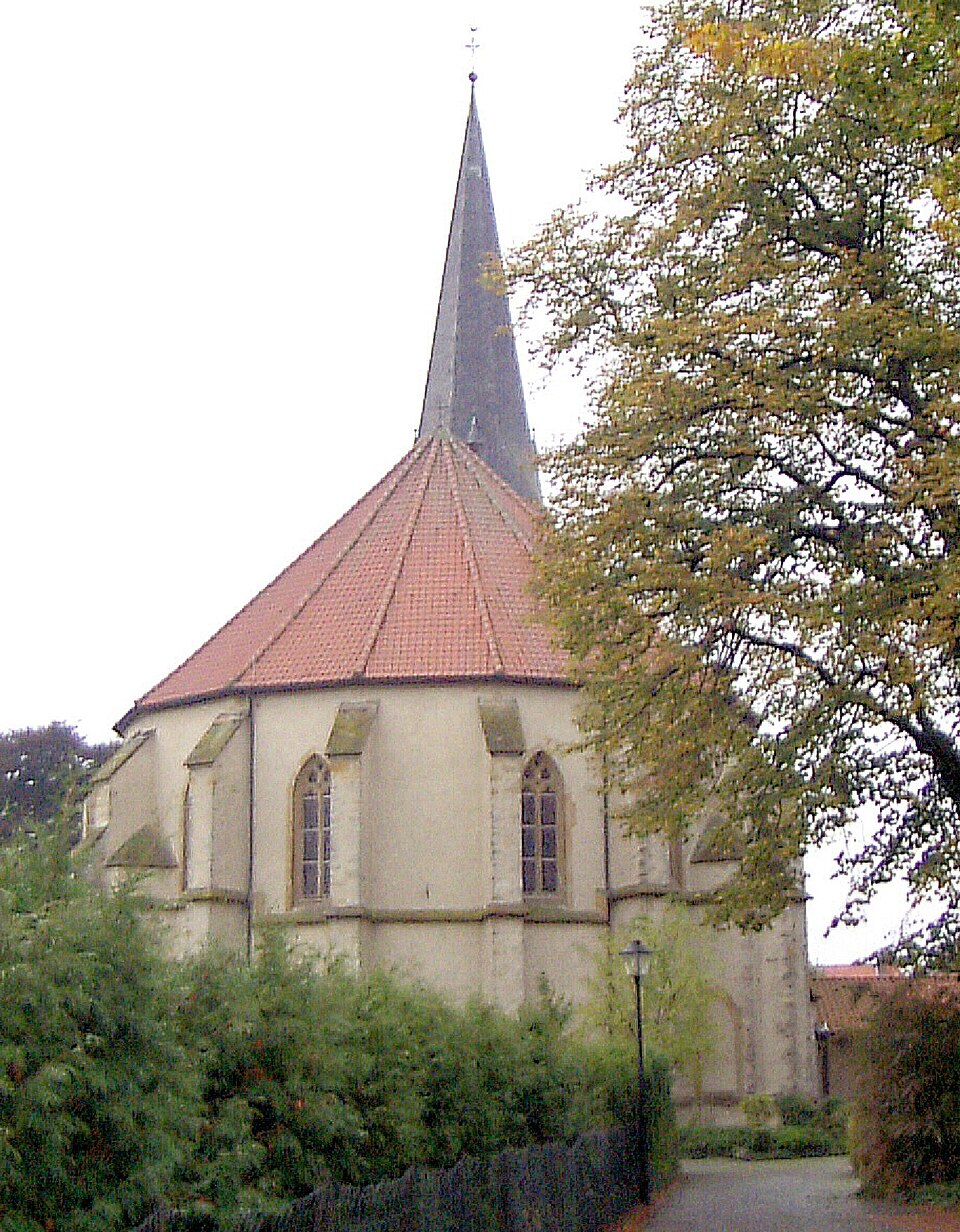 Dach-Fachbetriebe in Sassenberg: Füchtorf, katholische Kirche – Foto: Rauenstein Dach-Fachbetriebe in Sassenberg: Füchtorf, katholische Kirche