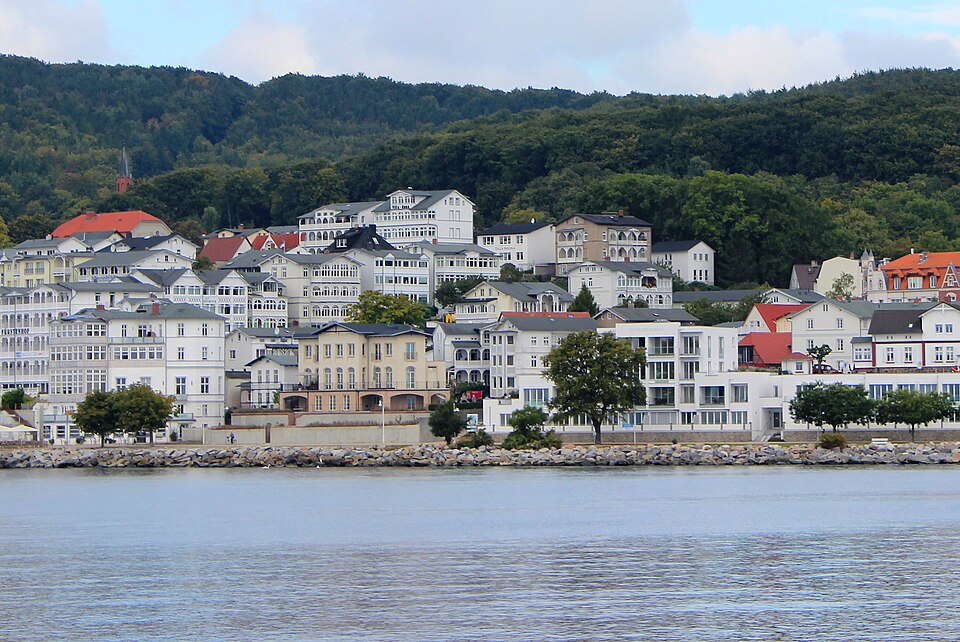 Dach-Fachbetriebe in Sassnitz: Altstadt – Foto: Tacachie Dach-Fachbetriebe in Sassnitz: Altstadt