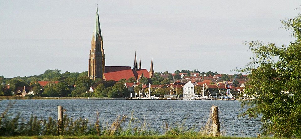 Dach-Fachbetriebe in Schleswig: Stadtansicht – Foto: Wikitour Dach-Fachbetriebe in Schleswig: Stadtansicht