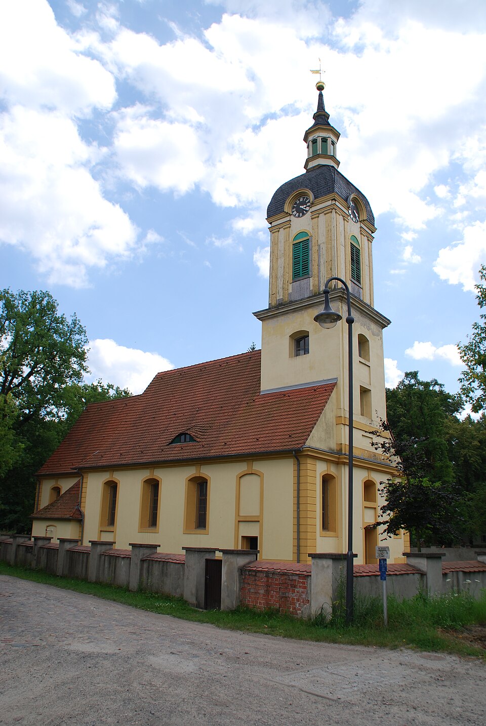 Dach-Fachbetriebe in Schöneiche: Schlosskirche
