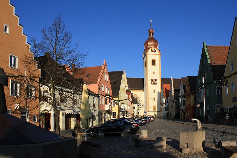 Dach-Fachbetriebe in Schwandorf: Oberer Marktplatz