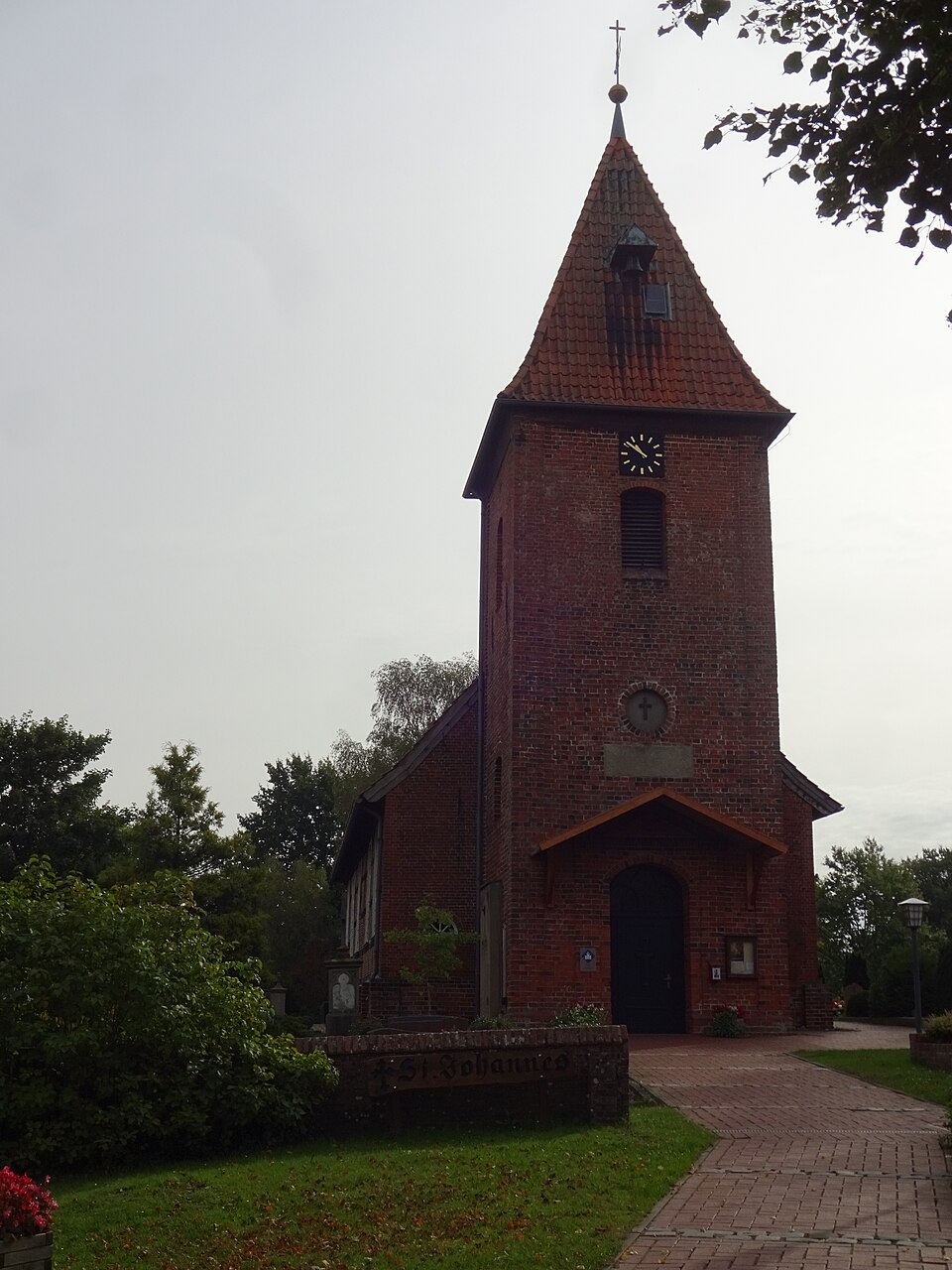 Dach-Fachbetriebe in Schwanewede: Kirche